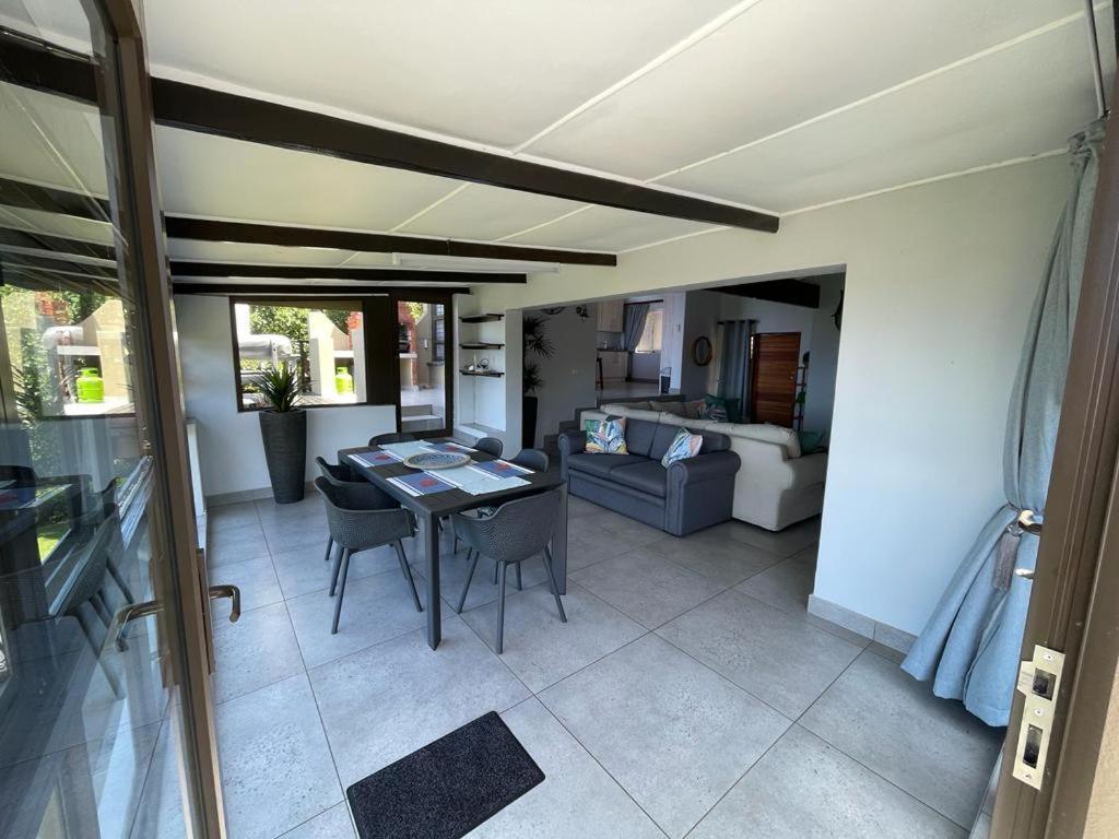 Billfish Apartments Ballito Esterno foto